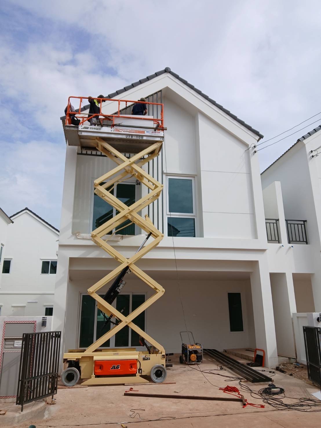 นั่งร้านก่อสร้าง