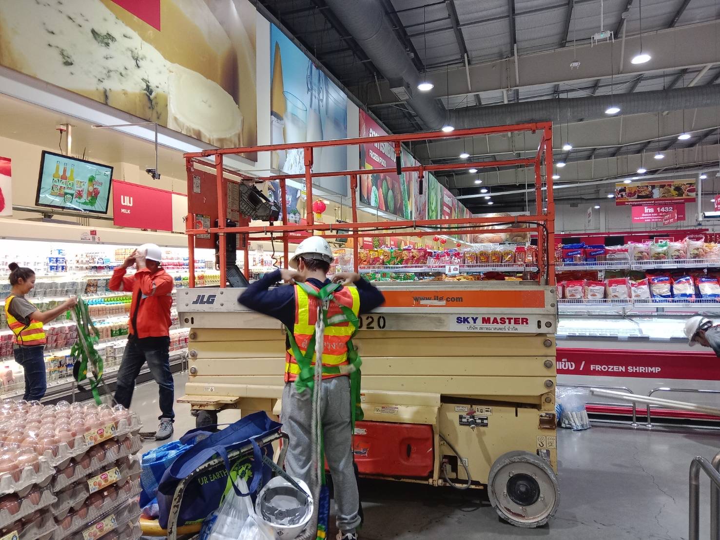 เช่า Scissors Lift