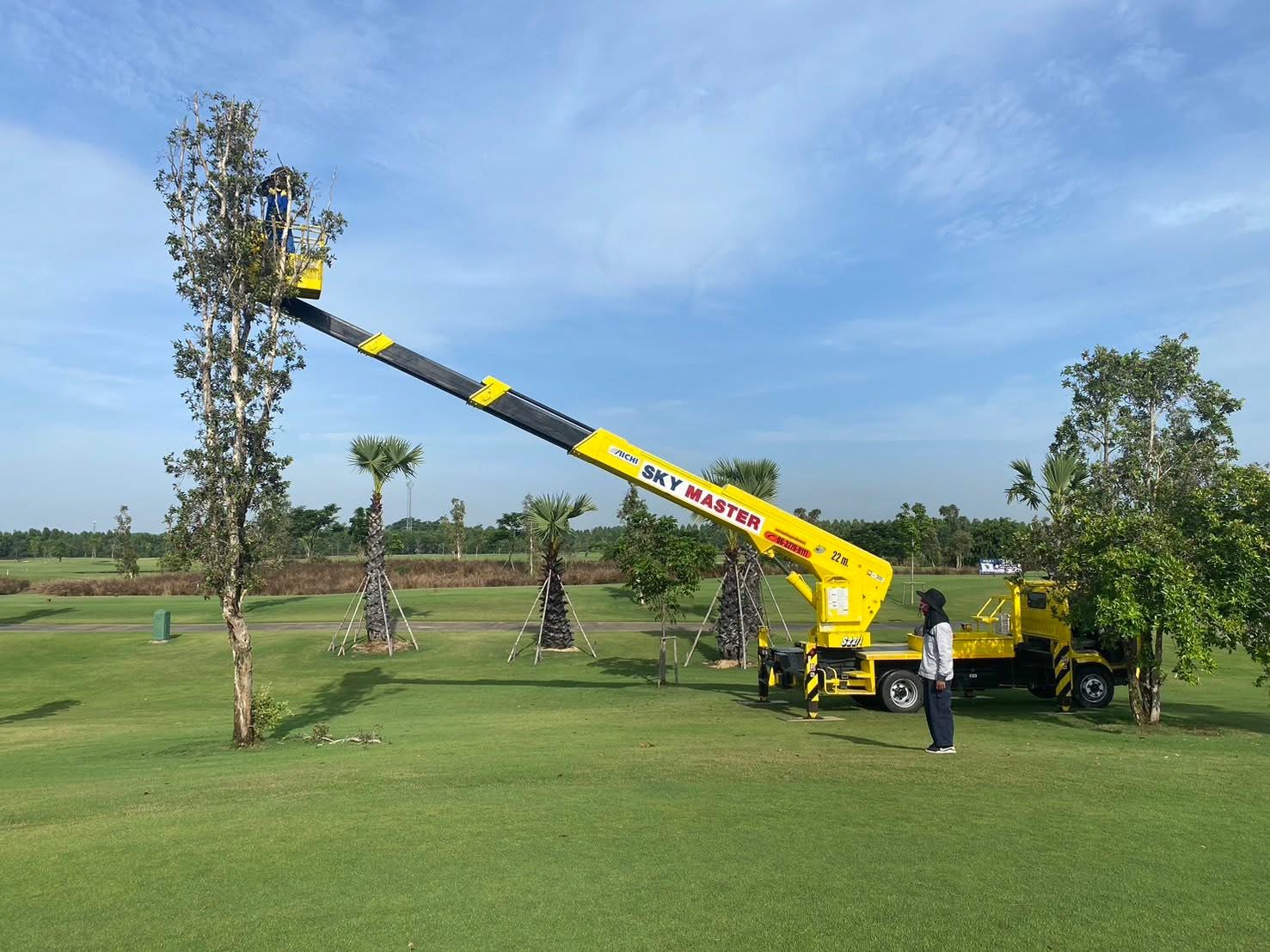 บริการรถกระเช้า