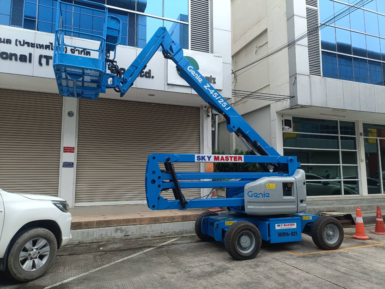 เช่า กระเช้าซ่อมไฟ