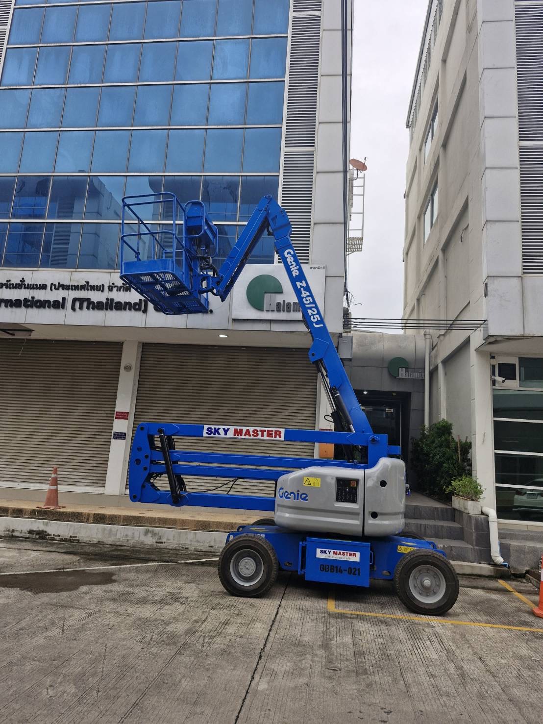 รถกระเช้ามือสอง มีประกัน