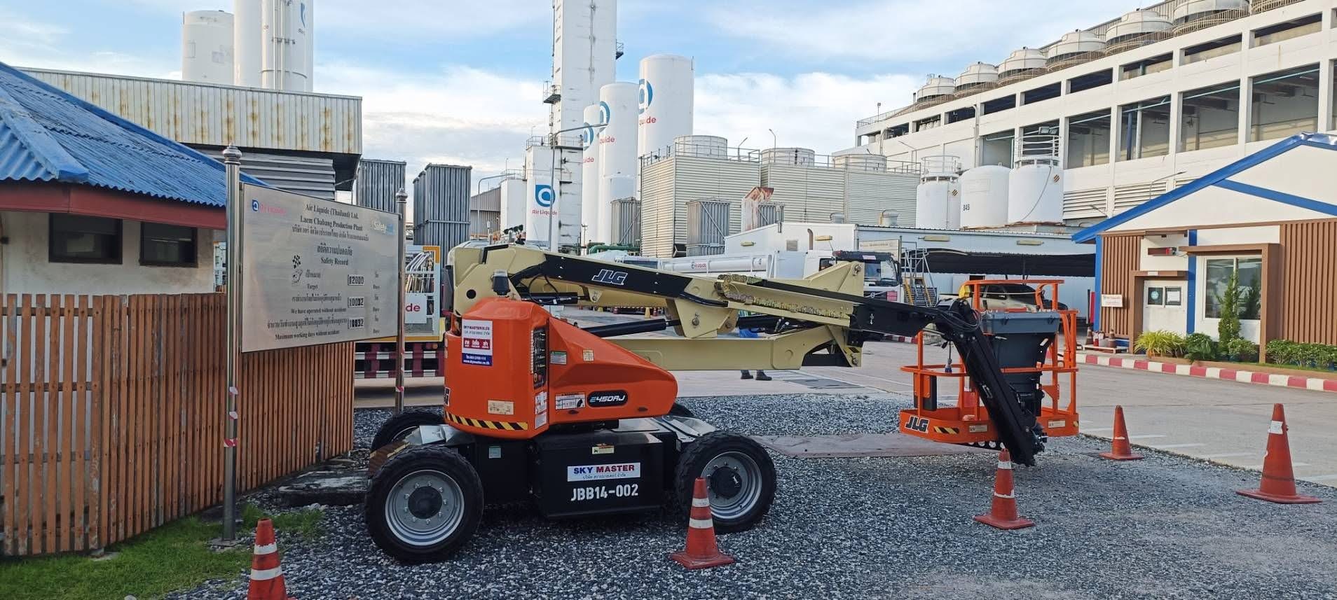 รถกระเช้าไฟฟ้ามือสอง