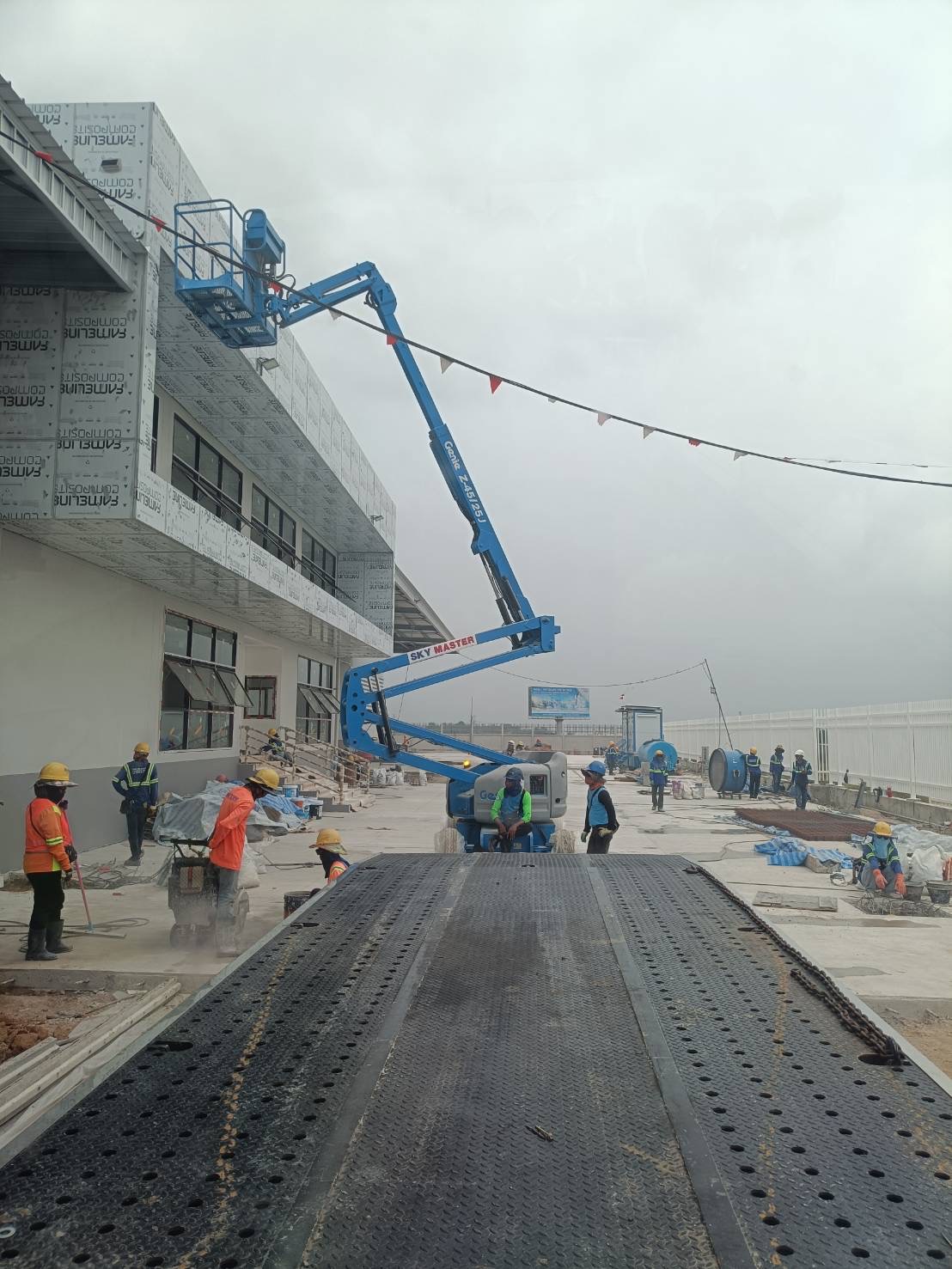 เลือกกระเช้าก่อสร้าง เลือกกระเช้าก่อสร้าง