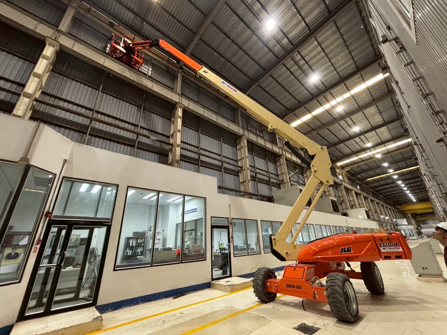 กระเช้าซ่อมไฟ