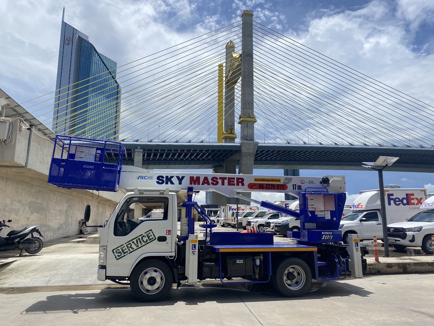 เช่ารถกระเช้าใกล้กรุงเทพ