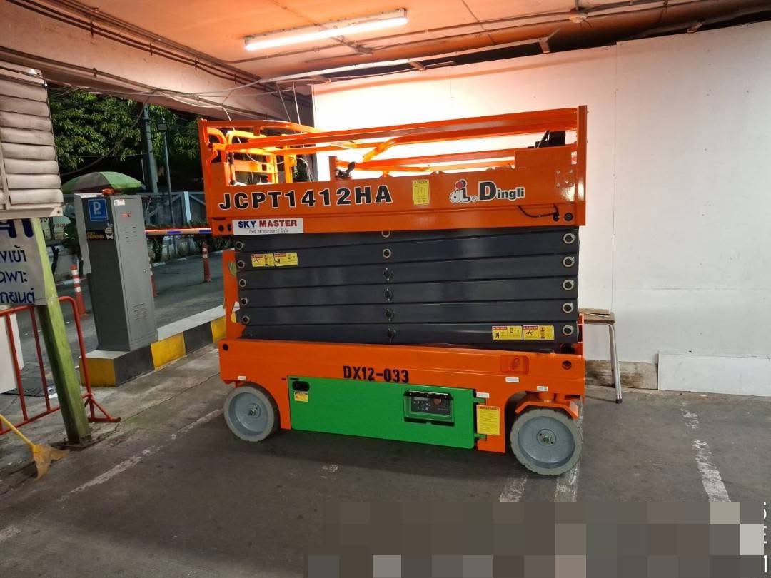 เช่ารถขากรรไกรขนาดเล็ก