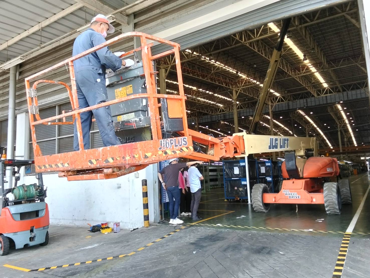 รีวิวกระเช้าซ่อมไฟ