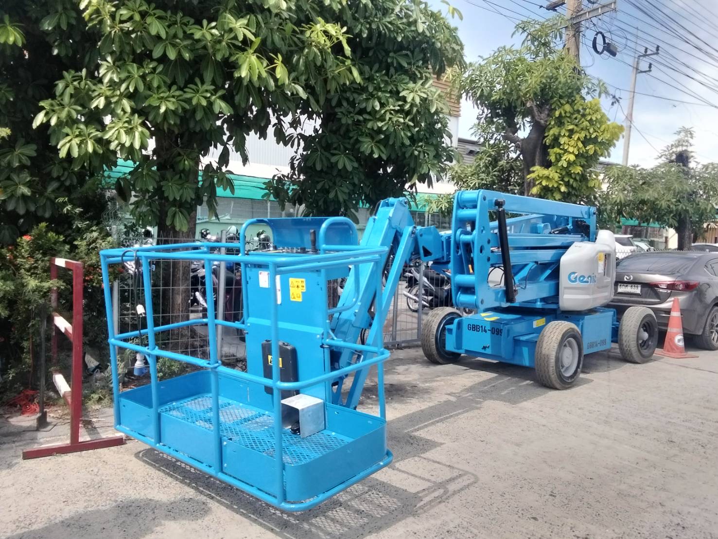 บริการให้เช่ารถกระเช้าไฟฟ้า บริการให้เช่ารถกระเช้าไฟฟ้า