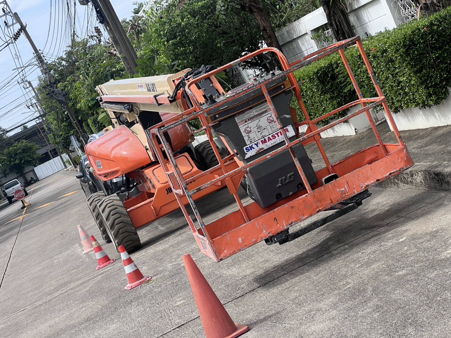 เช่ารถกระเช้าอย่างไร ให้คุ้มค่า